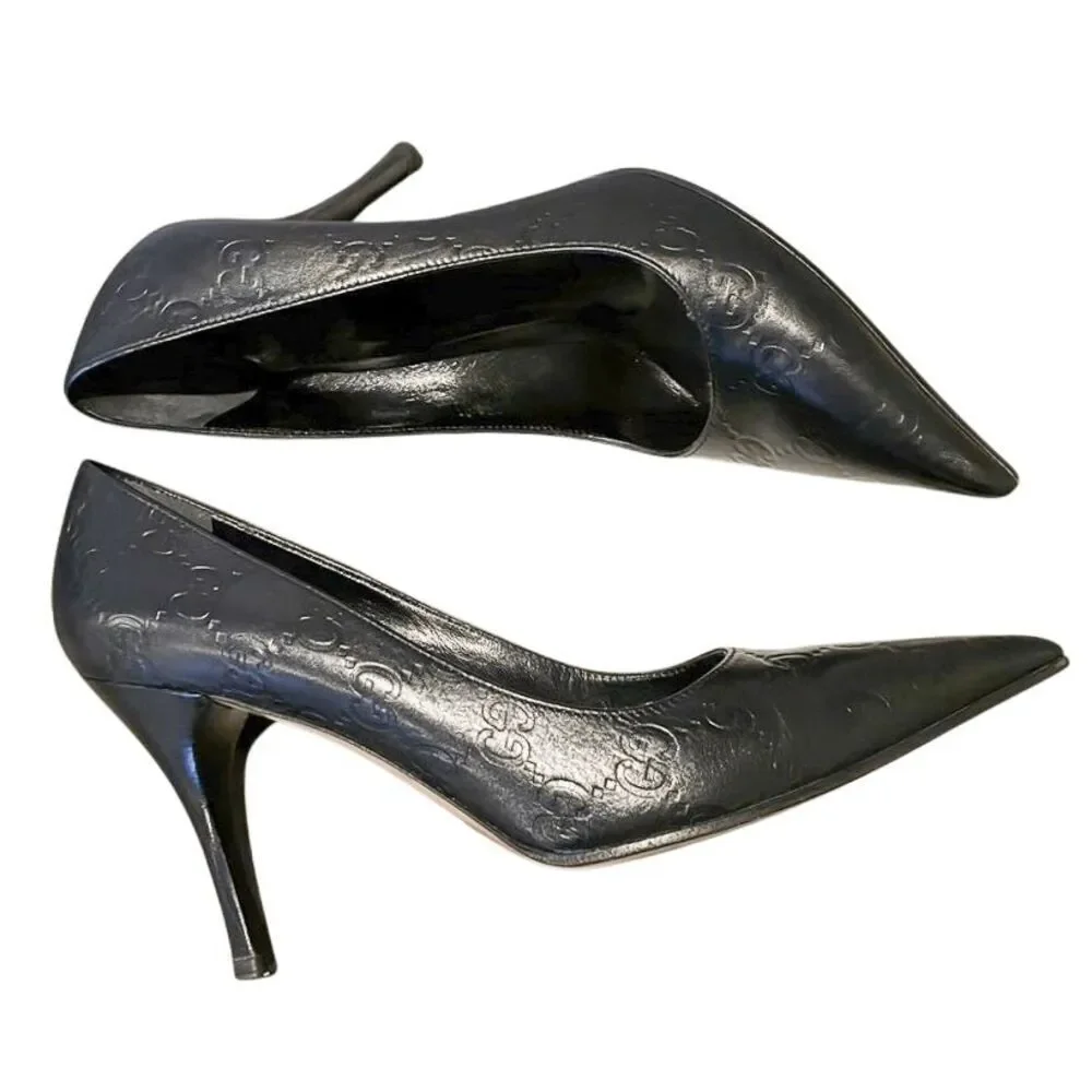 Gucci Black Double GG Monogram Logo Embossed Pointed Toe Heels Size 6 Pumps